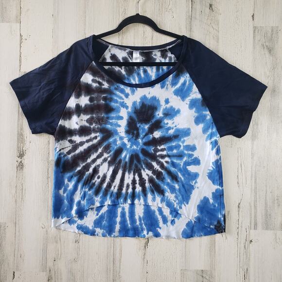 NWOT Over The Limit Black Blue Spiral Tie Dye Raglan Tee Women's Size Small - Picture 1 of 6